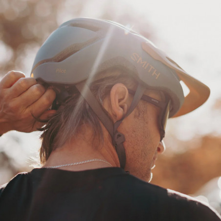 Smith Pilot Mips, Matte Flint, Medium, Cykelhjälm