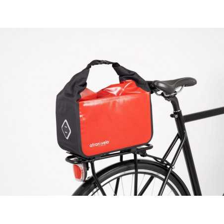Atran Travel Top, Röd/Svart, AVS, Cykelväska